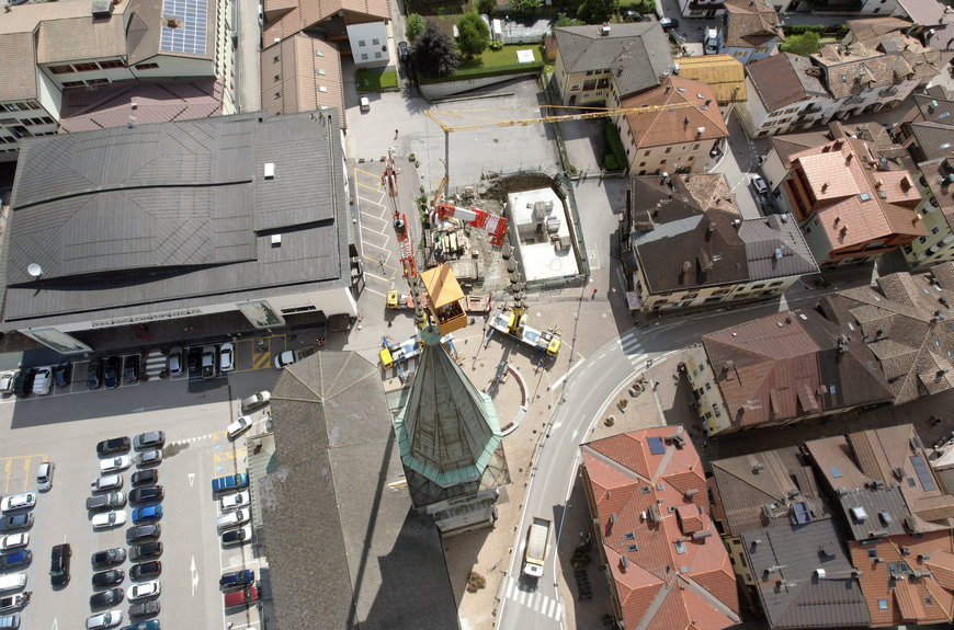 Manitowoc: Two Grove all-terrain cranes team up to repair historic Italian church
